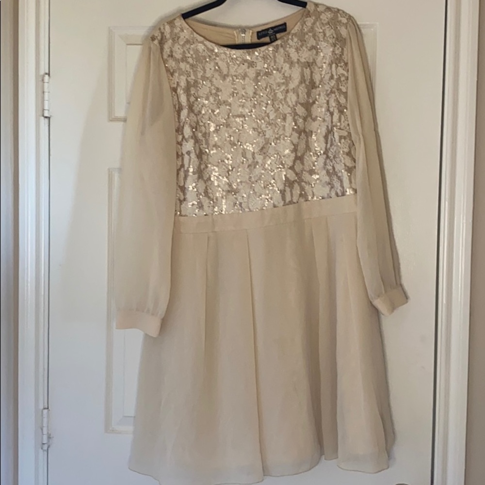 Elegant knee high dress
